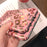 Coque iPhone avec coeurs, effet miroir